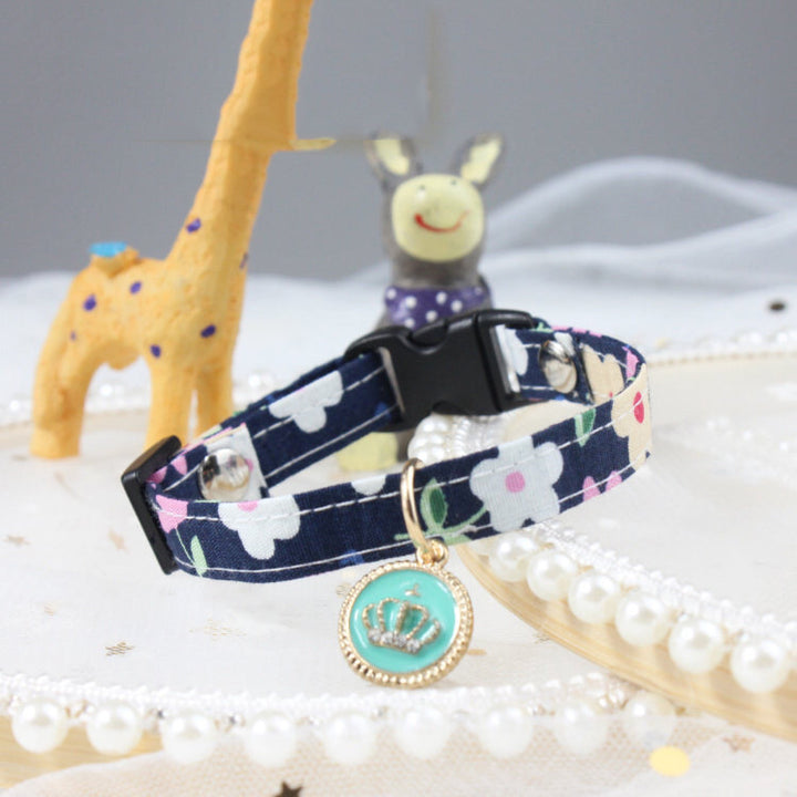 Lightly Adjustable Pet Accessories Sweet Floral Collar