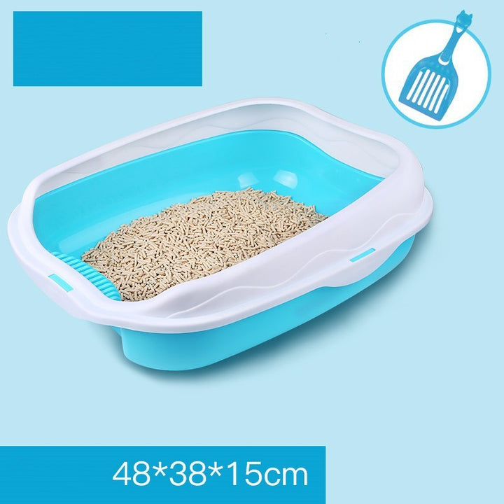 Oversized Splash-proof Cat With Sand In A Litter Box