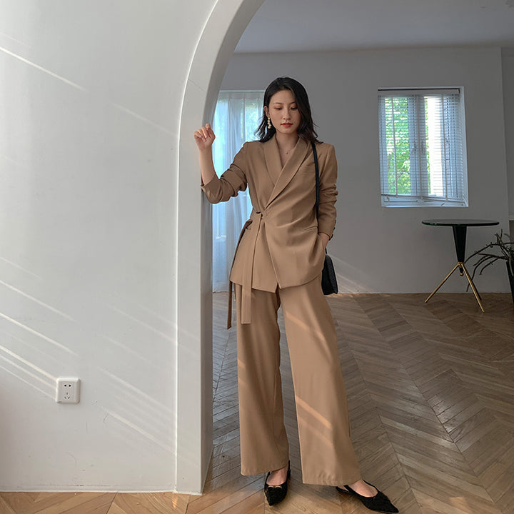 Retro suit women