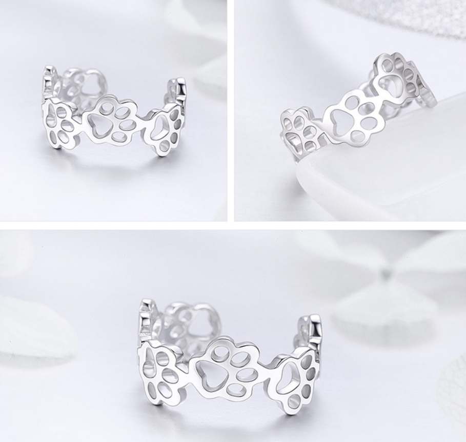 Cute pet claw mark