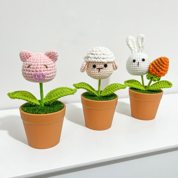 Hand-woven Sunflower Potted Home Decoration Finished Product