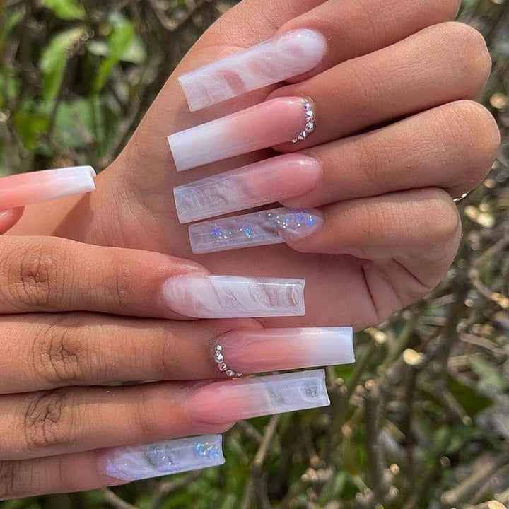 White Blooming Gradient Diamond Wear Armor