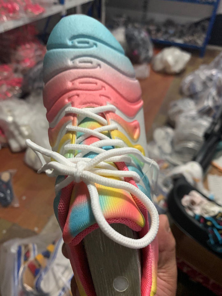 Sneakers with candy-colored soft bottoms