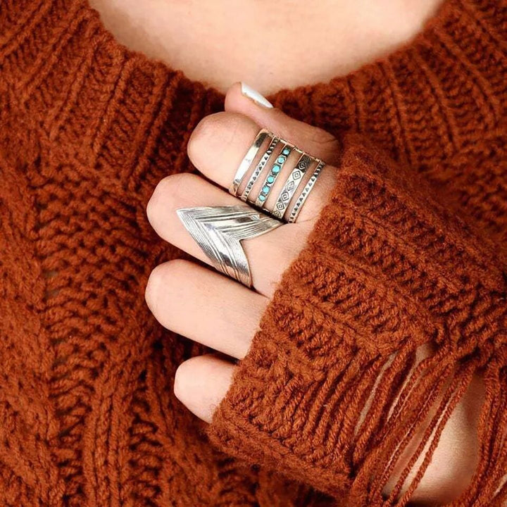 Fashion Hollowed-out Vintage Turquoise Ring
