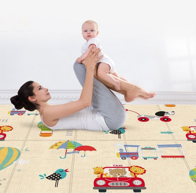 Soft baby playing carpet